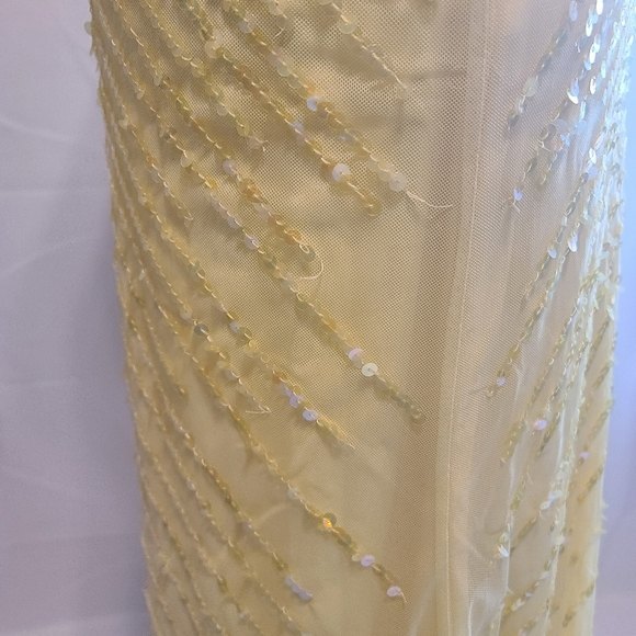 Sean collection fully beaded sequence yellow dress size xs - Picture 10 of 12